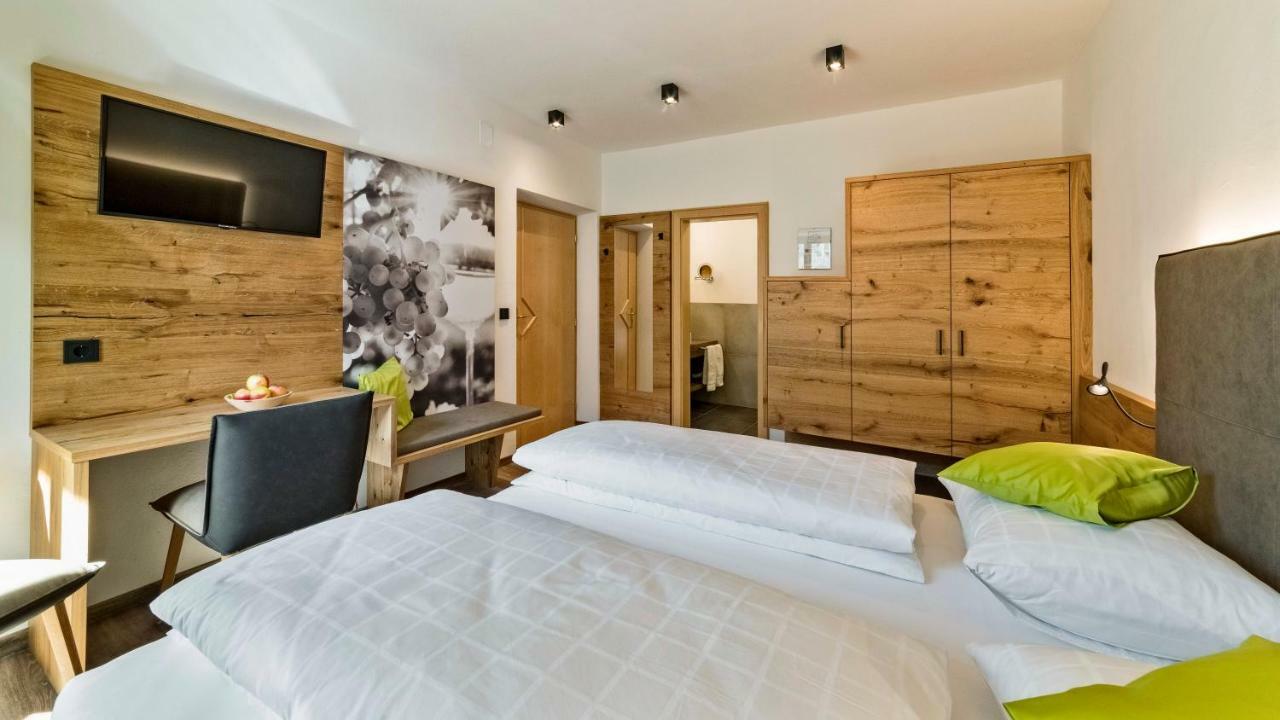 Hotel Garni Sonngart 安德里安 外观 照片
