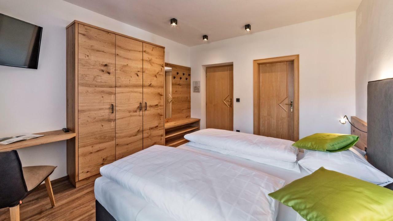 Hotel Garni Sonngart 安德里安 外观 照片