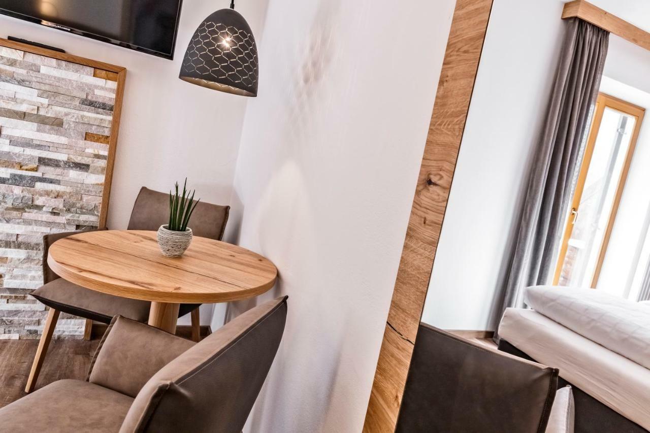 Hotel Garni Sonngart 安德里安 外观 照片